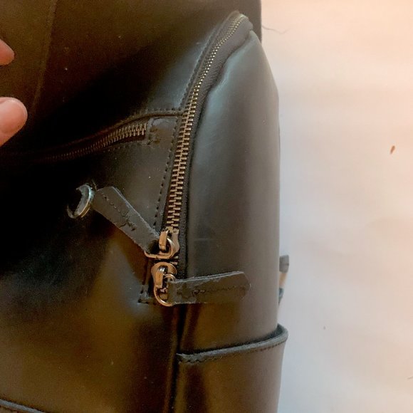 Black Leather Backpack - Atlas Supply Co. - Picture 6 of 10